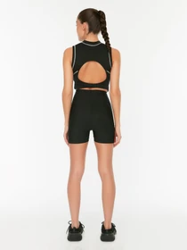 Шорты Trendyol модель TWOSS21SR0545/Siyah Фото