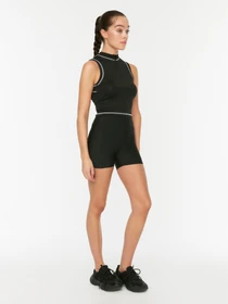 Шорты Trendyol модель TWOSS21SR0545/Siyah Фото