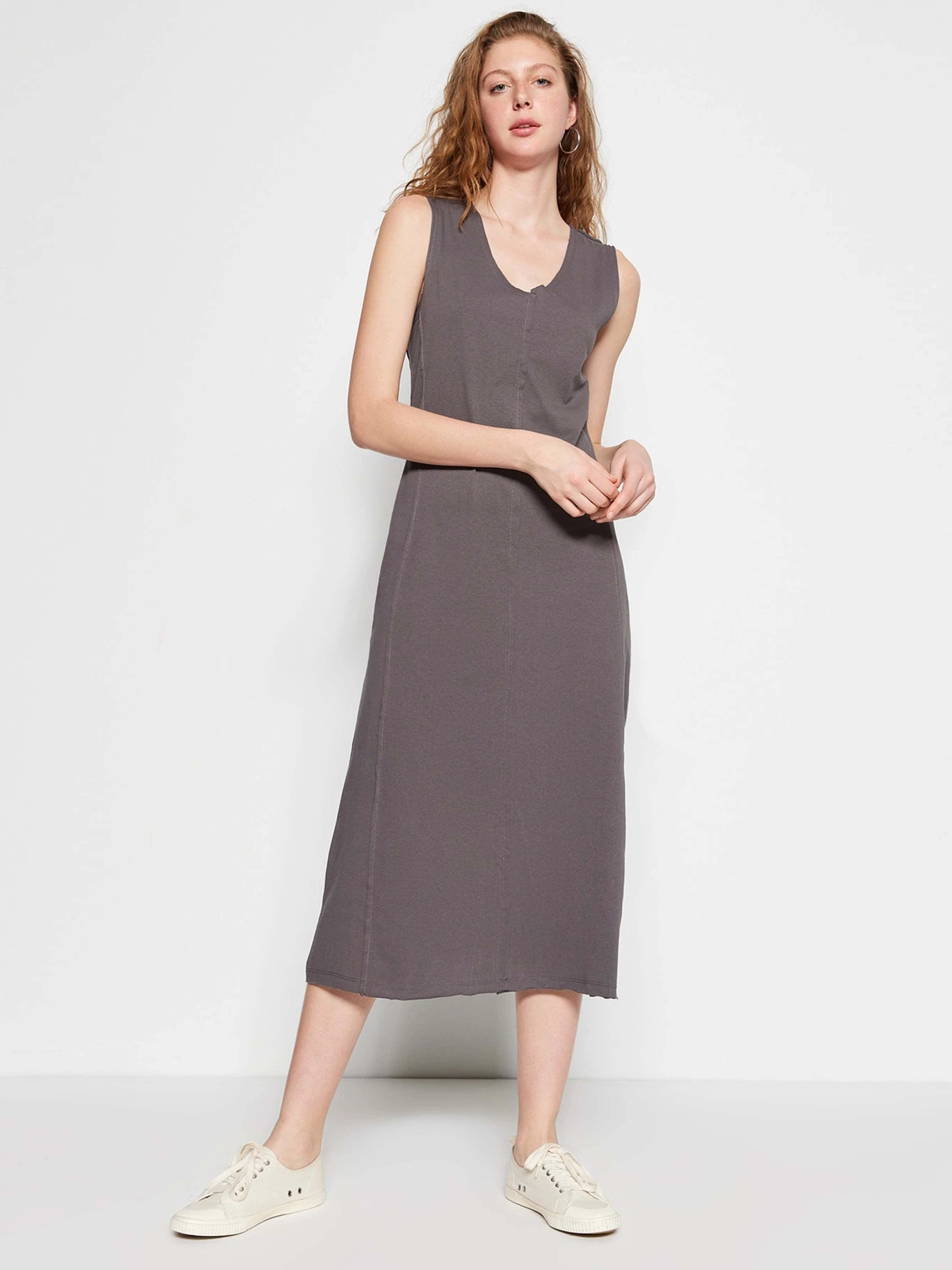 Платья Trendyol модель TWOSS22EL00528/Fume Платья Trendyol модель TWOSS22EL00528/Fume Фото