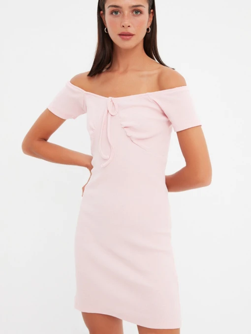Платья Trendyol модель TWOSS22EL2261/Pembe Фото