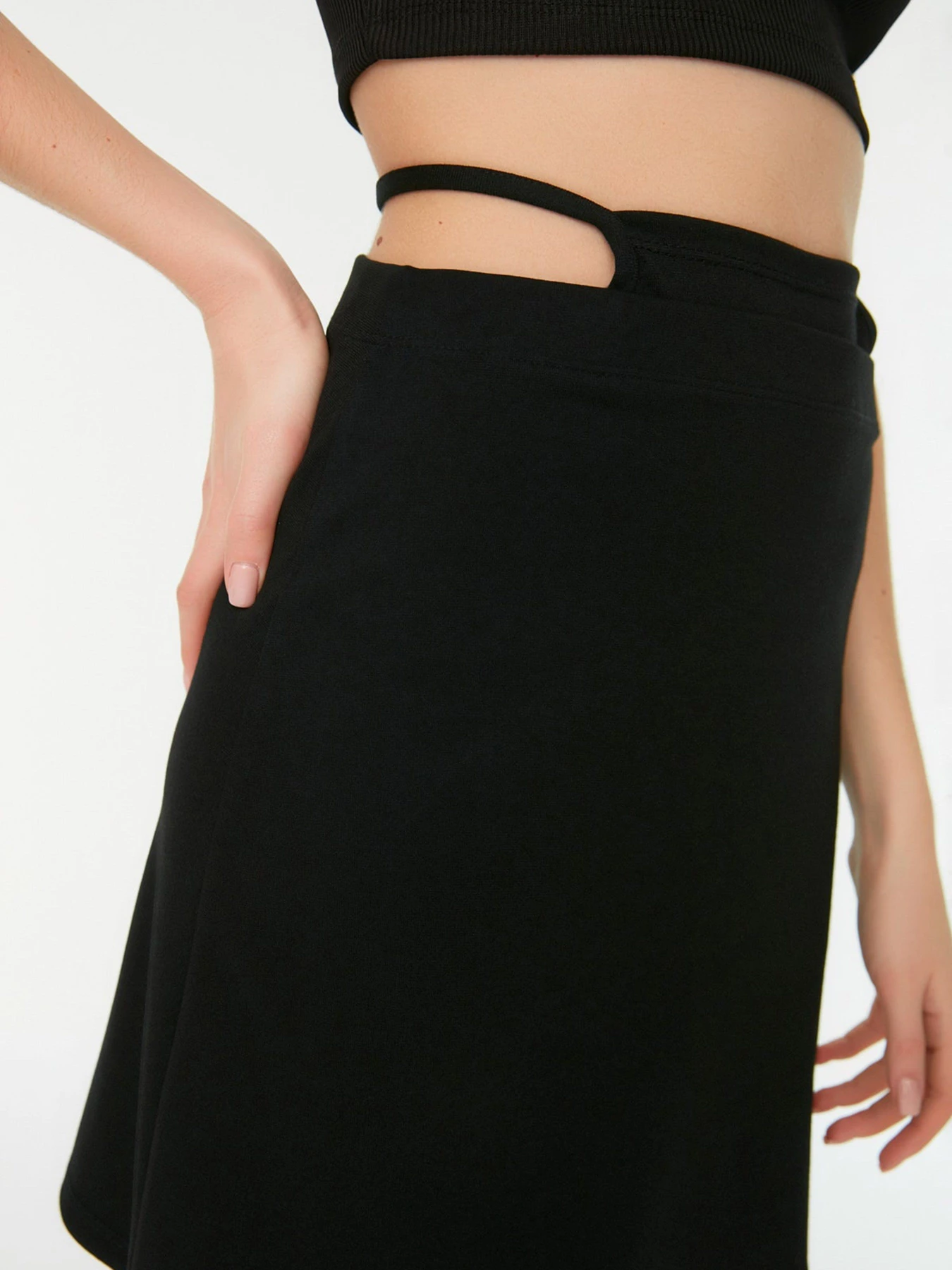 Юбки Trendyol модель TWOSS22ET0129/Siyah Фото