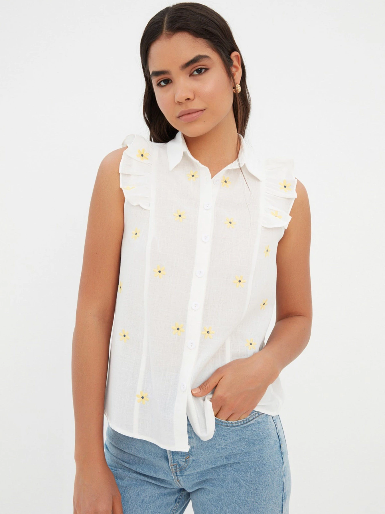 Рубашки Trendyol модель TWOSS22GO0240/Ekru Фото