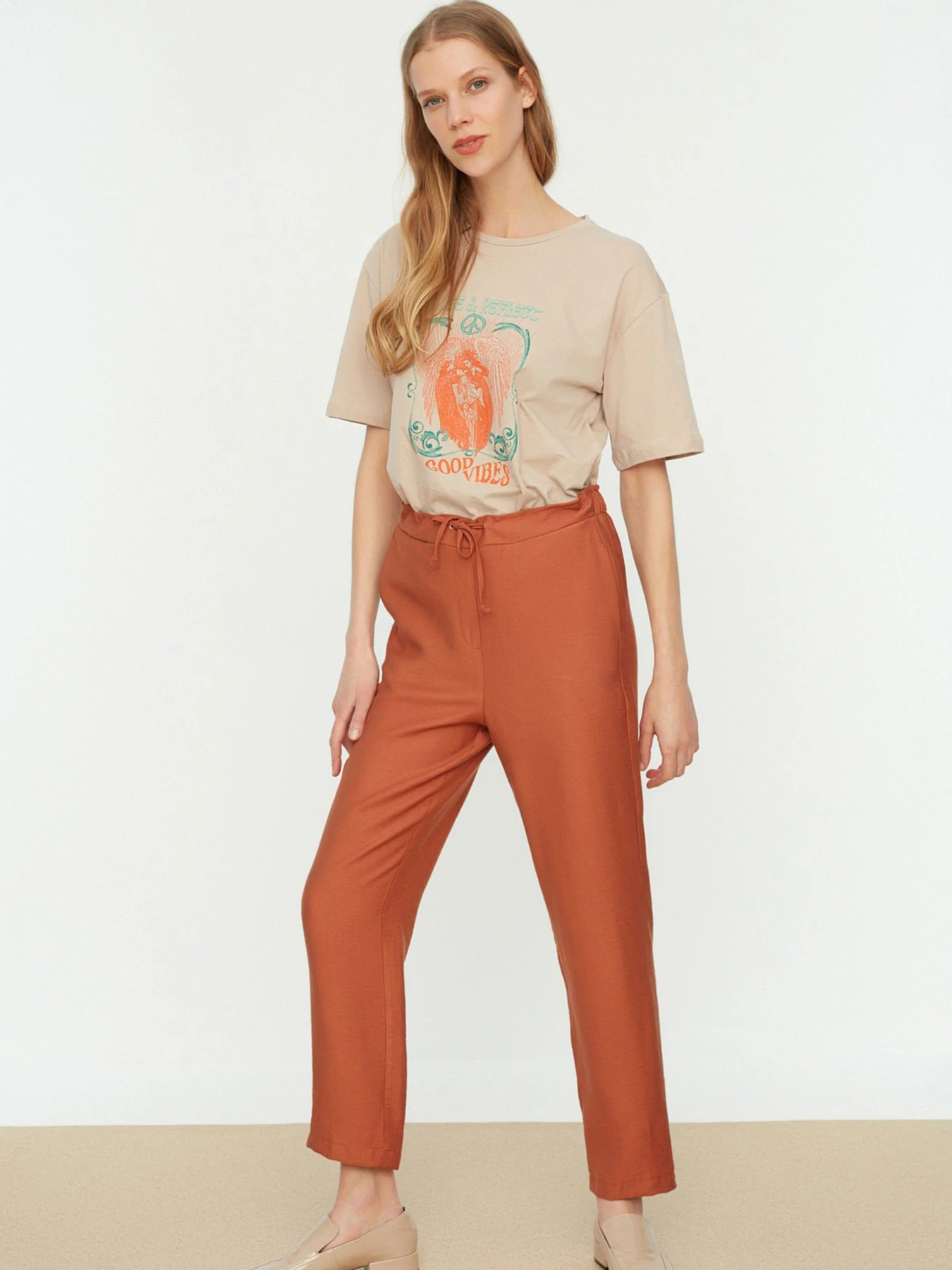Штани Trendyol модель TWOSS22PL0127/Kahverengi Фото