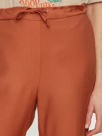 Штани Trendyol модель TWOSS22PL0127/Kahverengi Фото
