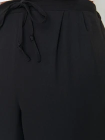 Штани Trendyol модель TWOSS22PL0463/Siyah Фото