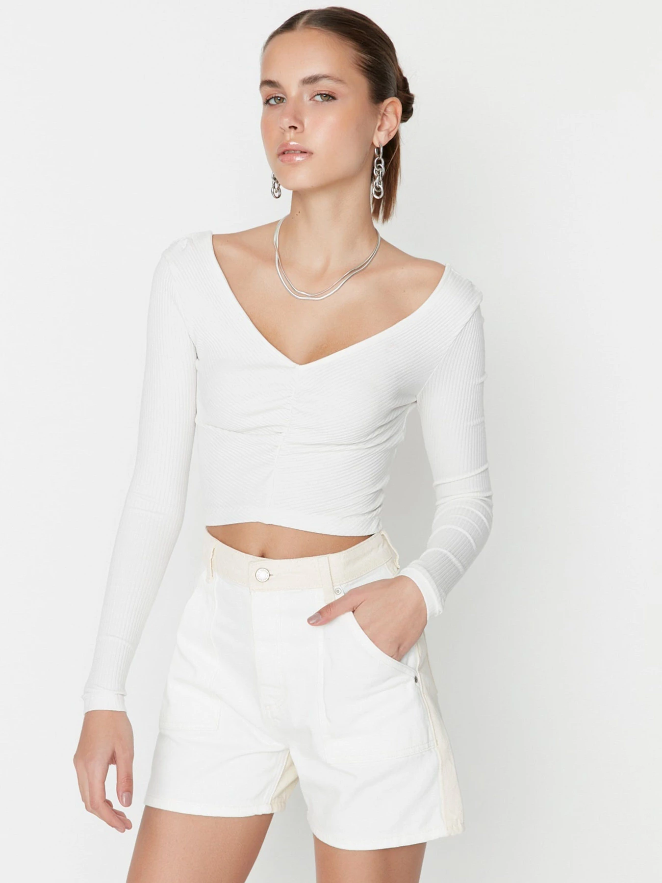 Шорты Trendyol модель TWOSS22SR00091/Cok Renkli Фото