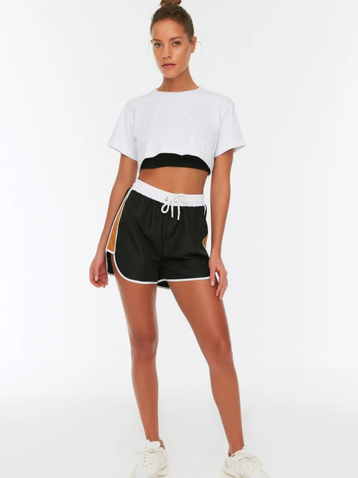 Шорты Trendyol модель TWOSS22SR00103/Siyah Фото