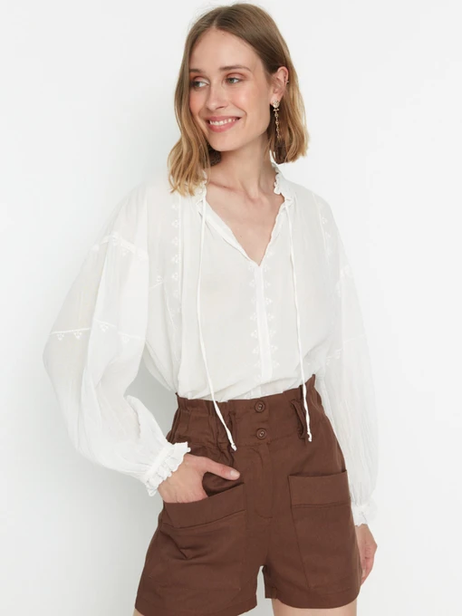 Шорты Trendyol модель TWOSS22SR0419/Kahverengi Фото