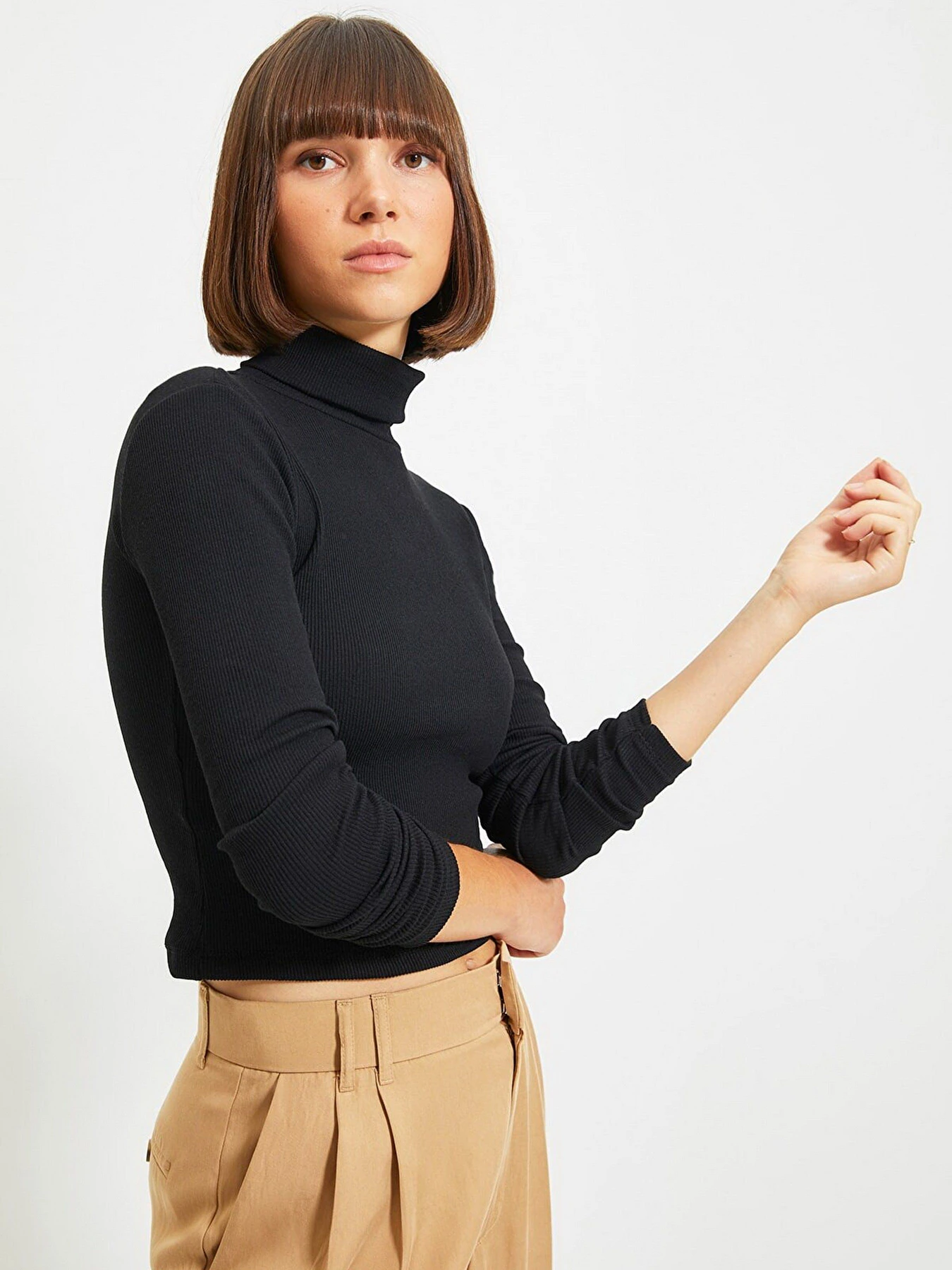 Свитры и кардиганы Trendyol модель TWOAW22BZ0142/Siyah Свитры и кардиганы Trendyol модель TWOAW22BZ0142/Siyah Фото