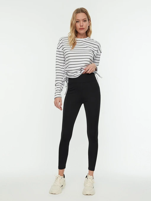 Брюки Trendyol модель TWOAW21TA0098/Siyah Фото