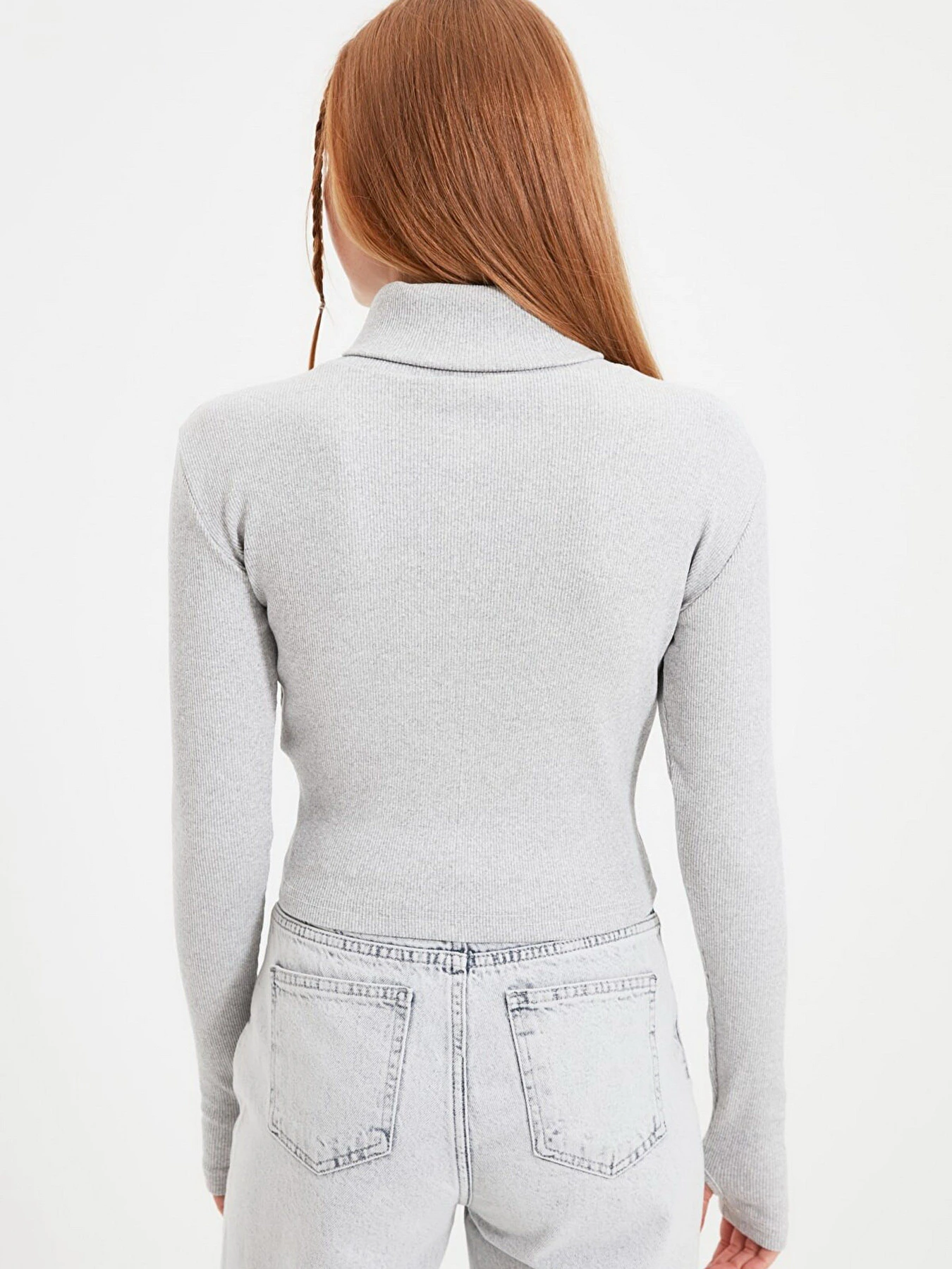 Свитры и кардиганы Trendyol модель TWOAW21BZ0071/Gri Свитры и кардиганы Trendyol модель TWOAW21BZ0071/Gri Фото