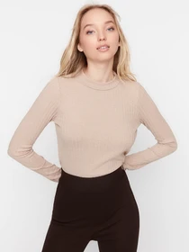 Свитры и кардиганы Trendyol модель TWOAW20BZ0200/Bej Фото