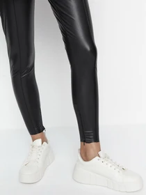 Брюки Trendyol модель TWOAW23TA00011/Siyah Фото