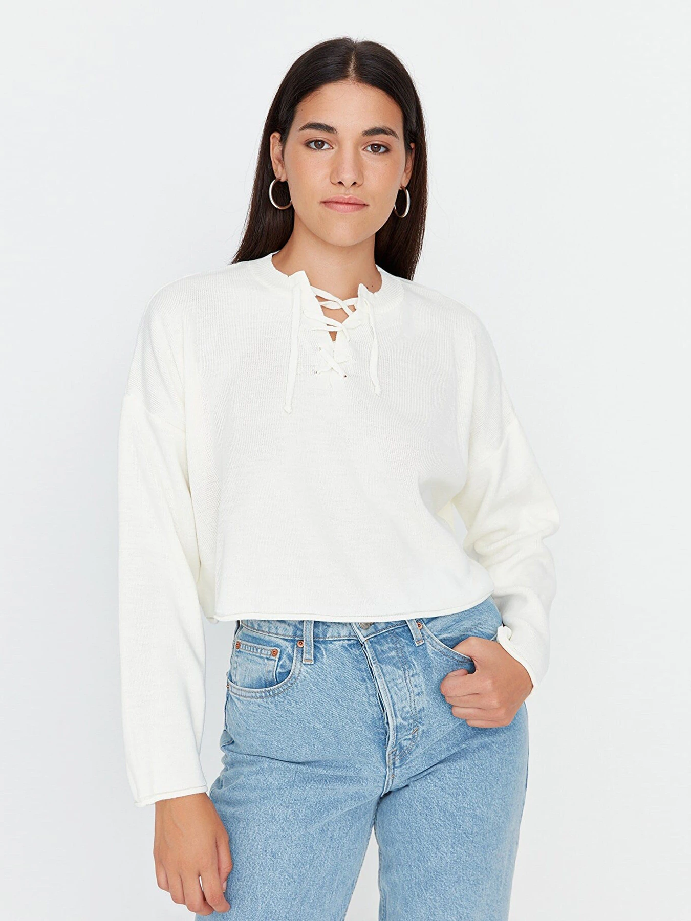 Свитры и кардиганы Trendyol модель TWOAW23KZ01699/Ekru Фото