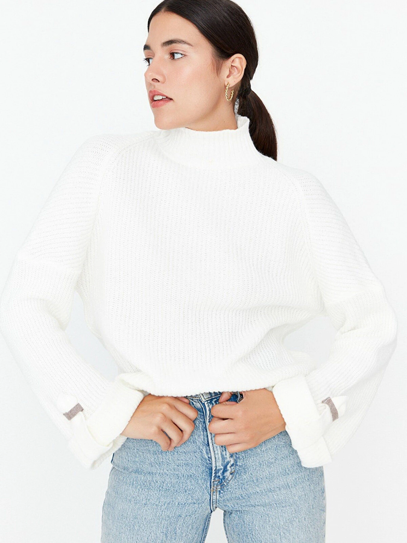 Свитры и кардиганы Trendyol модель TWOAW23KZ01390/Ekru Свитры и кардиганы Trendyol модель TWOAW23KZ01390/Ekru Фото