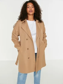 Пальто и плащи Trendyol модель TBBAW23BM00001/Camel Фото