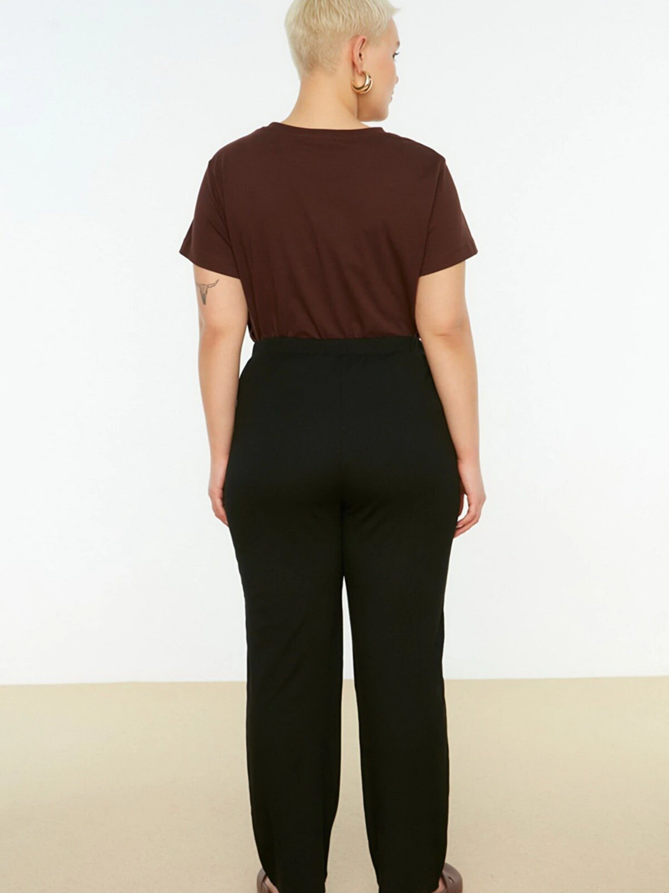 Штани Trendyol модель TBBSS22PL0362/Siyah Штани Trendyol модель TBBSS22PL0362/Siyah Фото