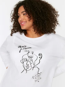 Худи и свитшоты Trendyol модель TBBSS22TS1496/Ekru Фото