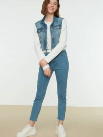 Джинси Trendyol модель TCTSS21JE0622/Acik Mavi Фото