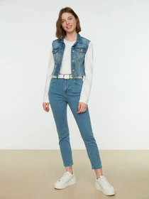 Джинси Trendyol модель TCTSS21JE0622/Acik Mavi Фото