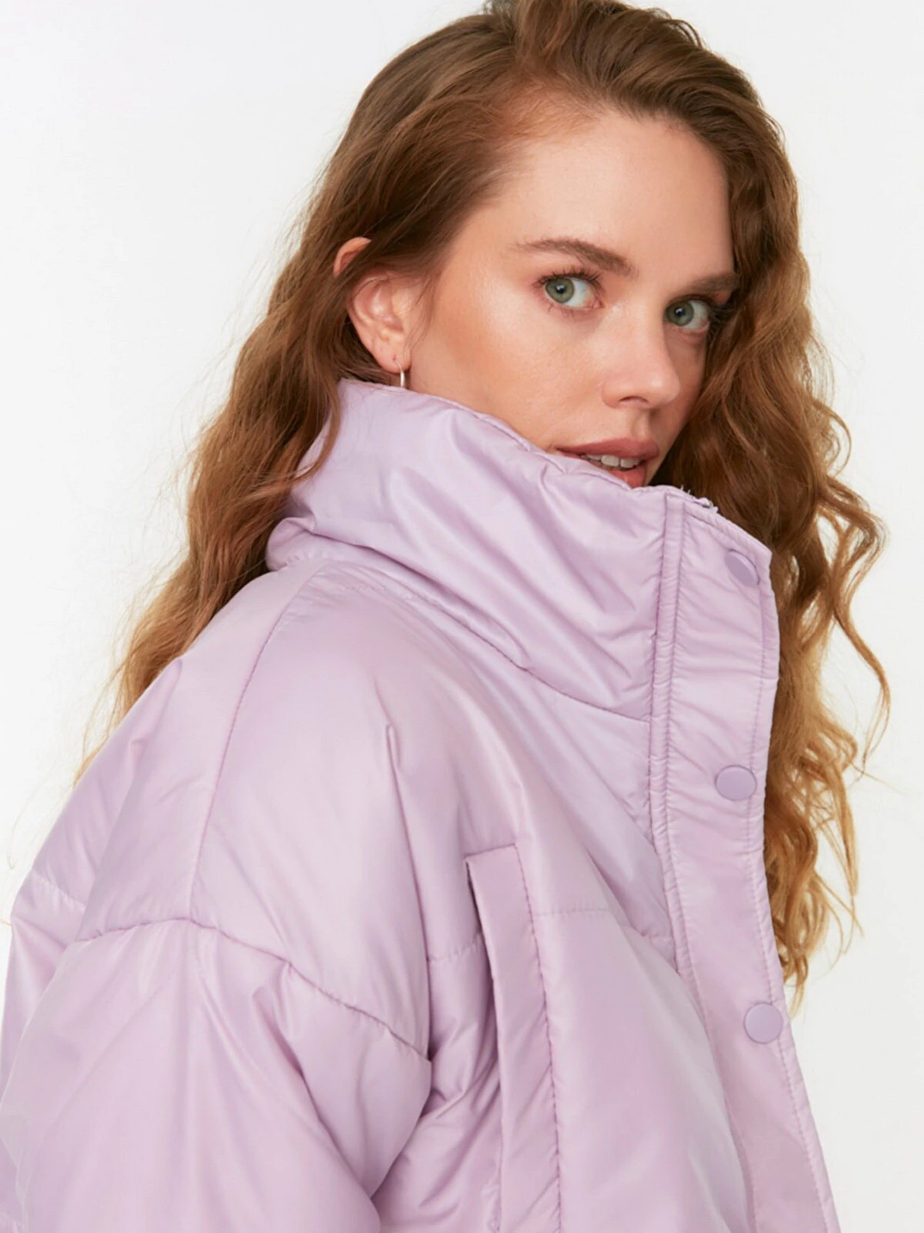 Куртки и дубленки Trendyol модель TWOSS22MO0059/Lila Фото