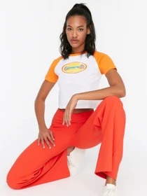Футболки и поло Trendyol модель TWOSS22TS1344/Turuncu Фото