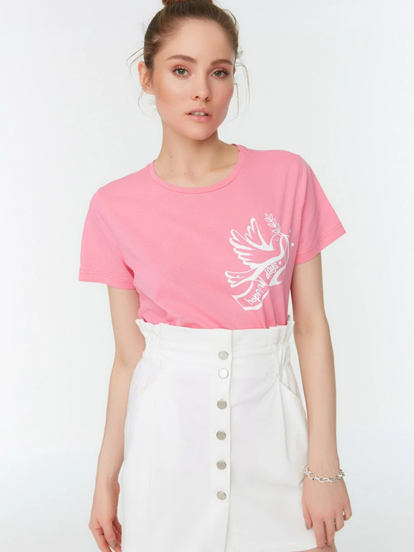 Футболки и поло Trendyol модель TWOSS22TS1643/Pembe Футболки и поло Trendyol модель TWOSS22TS1643/Pembe Фото