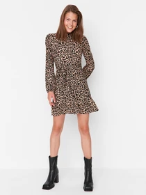 Платья Trendyol модель TWOAW23EL00453/Camel Фото