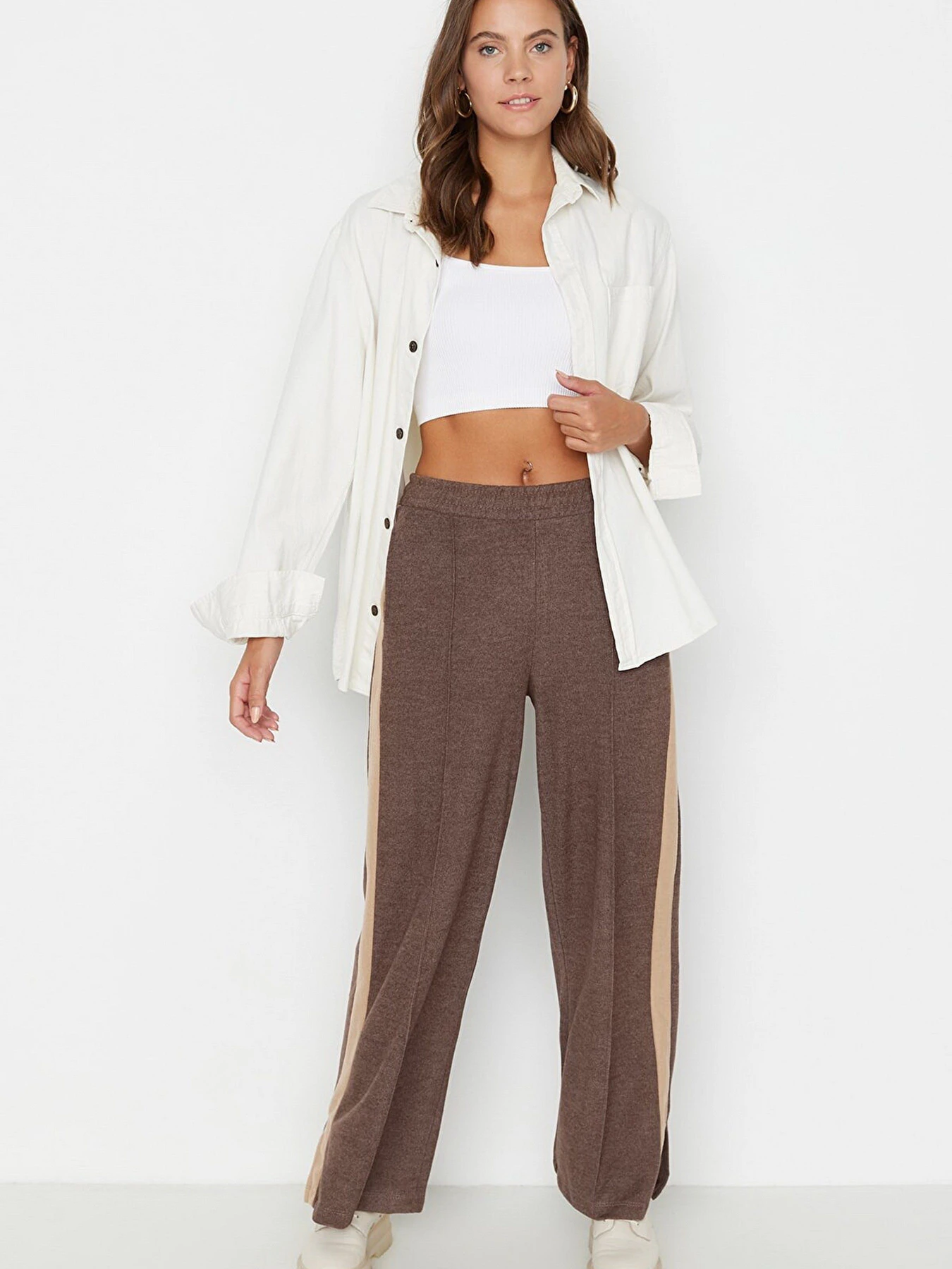 Брюки Trendyol модель TWOAW23PL00172/Kahverengi Брюки Trendyol модель TWOAW23PL00172/Kahverengi Фото