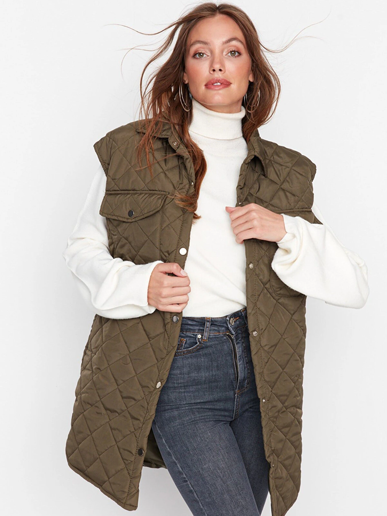 Куртки и дубленки Trendyol модель TWOAW23YE00007/Haki Куртки и дубленки Trendyol модель TWOAW23YE00007/Haki Фото