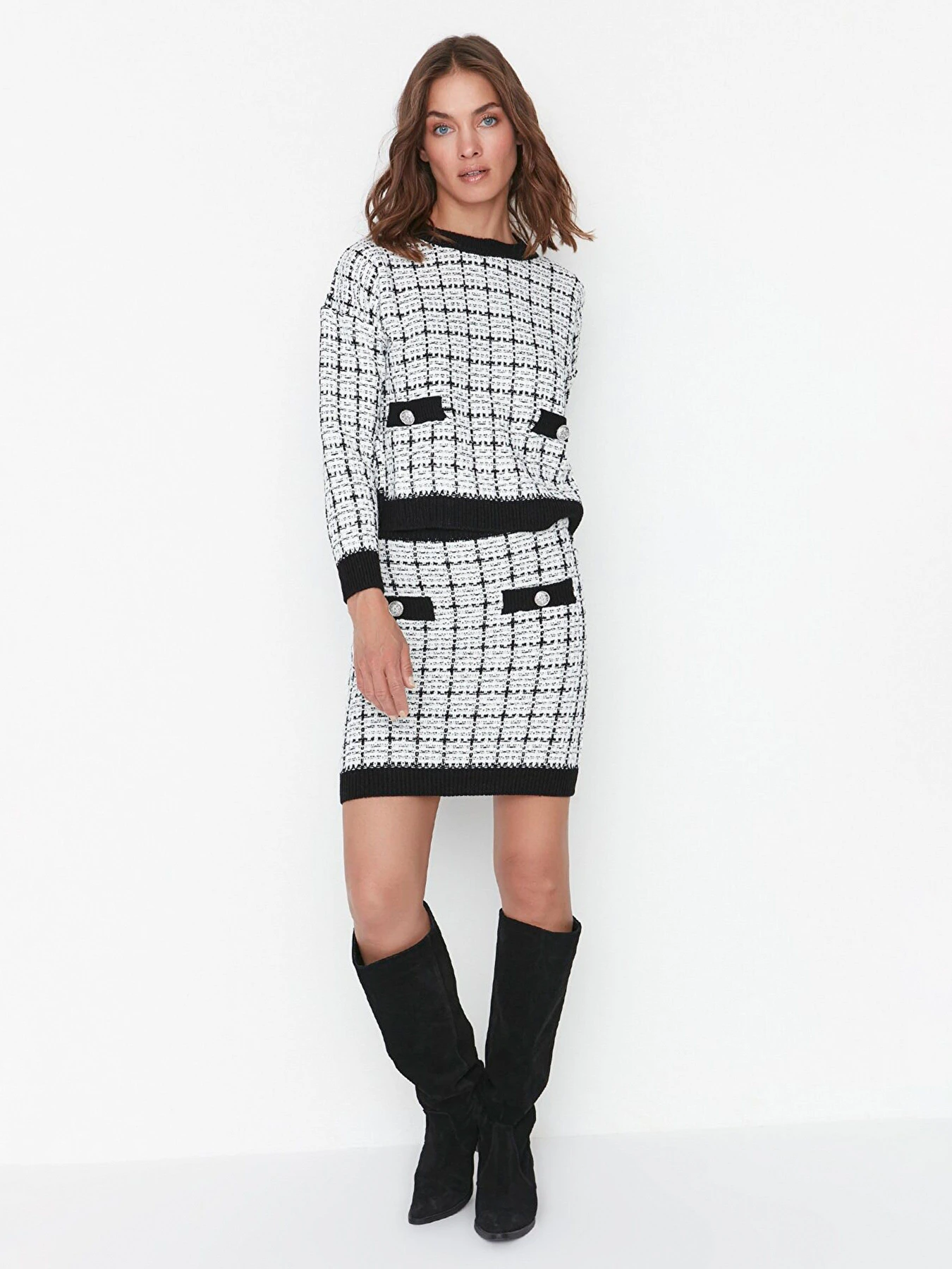 Костюмы Trendyol модель TWOAW21AU0003/Siyah Костюмы Trendyol модель TWOAW21AU0003/Siyah Фото