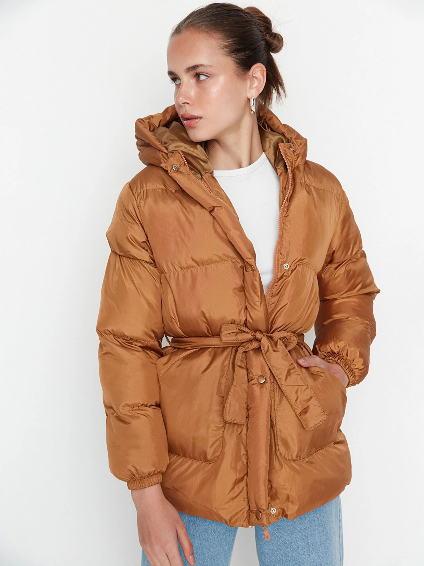 Куртки и дубленки Trendyol модель TWOAW21MO0011/Camel Фото