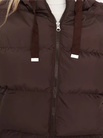 Куртки и дубленки Trendyol модель TWOAW21MO0022/Koyu Kahverengi Фото