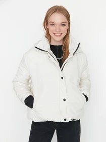 Куртки и дубленки Trendyol модель TWOAW21MO0144/Gri Фото