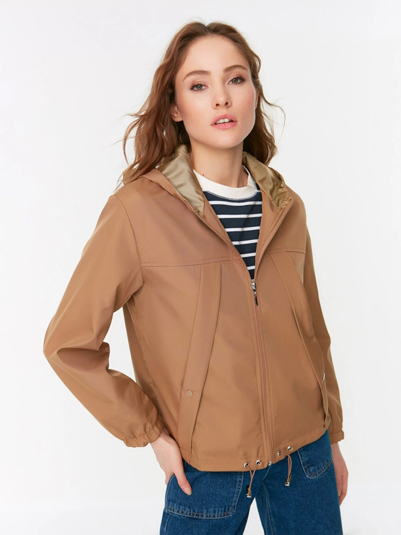 Куртки и дубленки Trendyol модель TWOSS21MO0076/Bej Фото