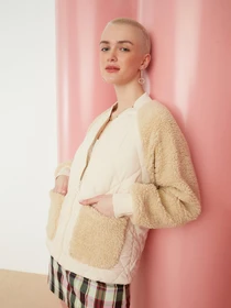 Куртки и дубленки Trendyol модель TWOSS22MO0053/Bej Фото