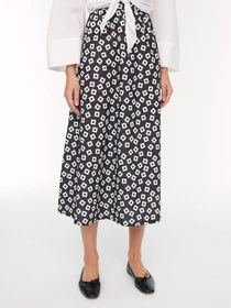 Юбки Trendyol модель TCTAW22EE0001/Siyah-Beyaz-Cok Фото
