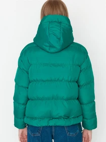 Куртки и дубленки Trendyol модель TWOAW21MO0022/Koyu Yesil Фото