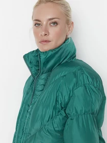 Куртки и дубленки Trendyol модель TWOAW22MO0079/Ordek Basi Yesili Фото