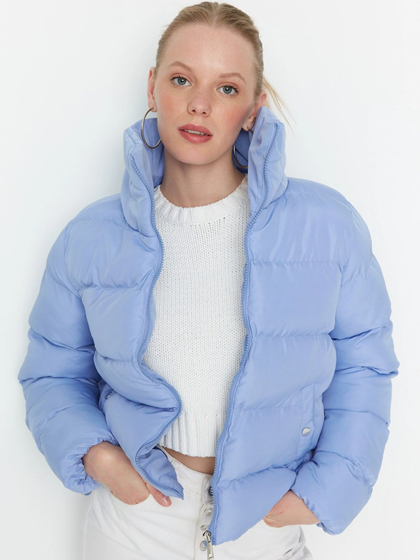 Куртки и дубленки Trendyol модель TWOAW23MO00108/Lila Фото