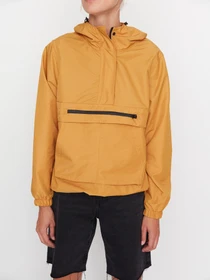 Куртки и дубленки Trendyol модель TWOAW23MO00341/Sari Фото