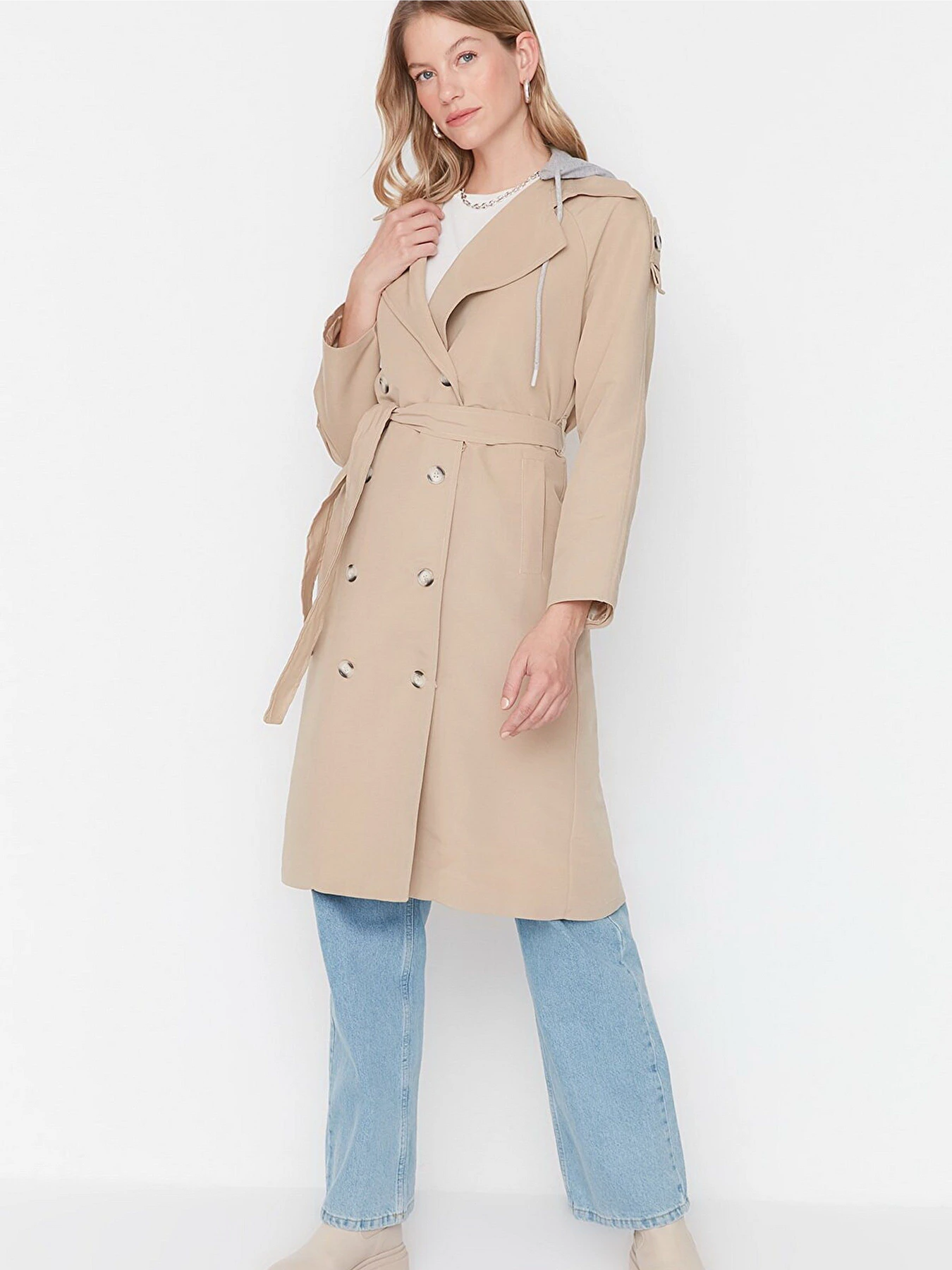 Пальто и плащи Trendyol модель TWOAW23TR00017/Bej Фото