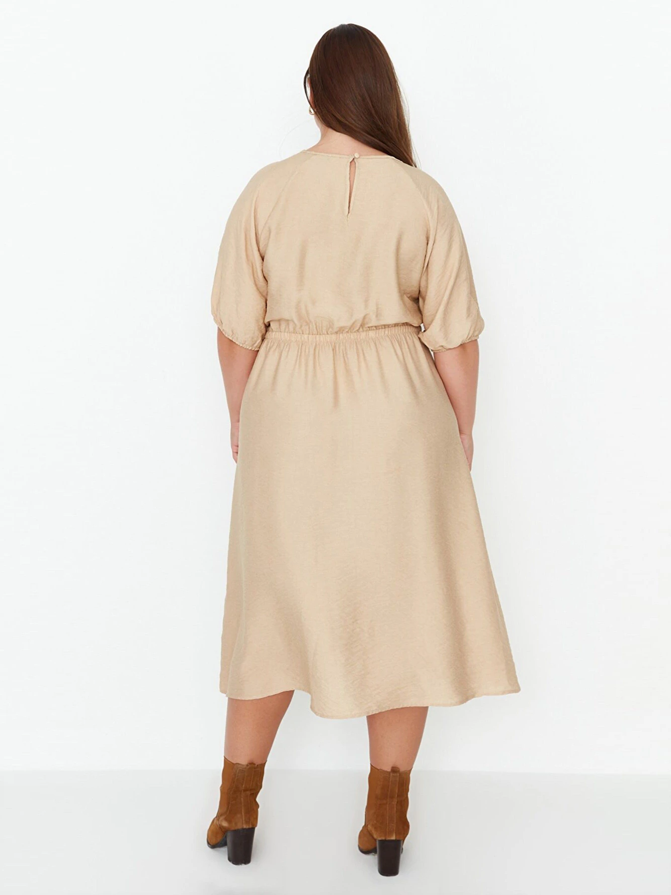 Платья Trendyol модель TBBSS22AH00026/Camel Фото
