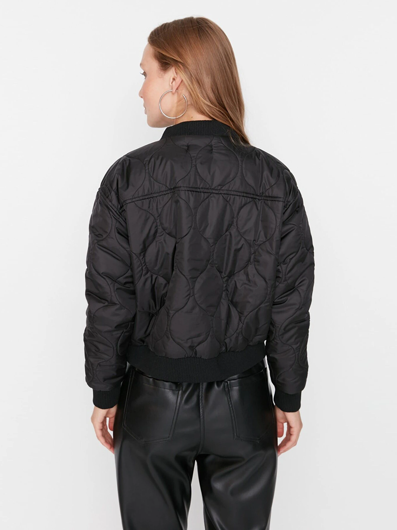 Куртки та дублянки Trendyol модель TWOAW23MO00160/Siyah Куртки та дублянки Trendyol модель TWOAW23MO00160/Siyah Фото