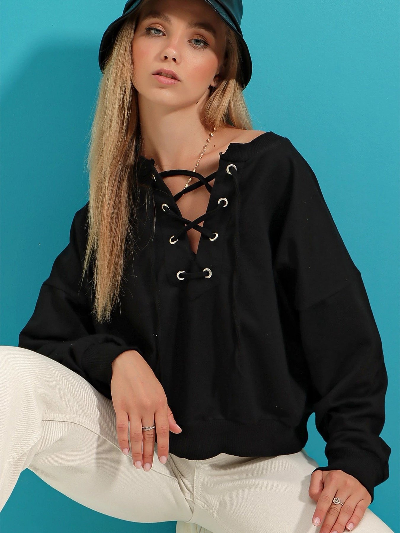 Худи и свитшоты Trend Alacati Stili модель MDA-1029/Siyah Худи и свитшоты Trend Alacati Stili модель MDA-1029/Siyah Фото