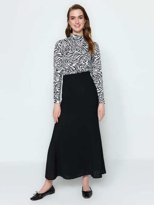 Юбки Trendyol модель TCTSS23EE00005/Siyah Фото