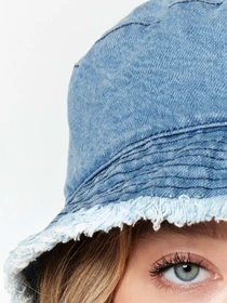 Шапки и кепки Trendyol модель TWOSS23SP00017/Mavi Фото