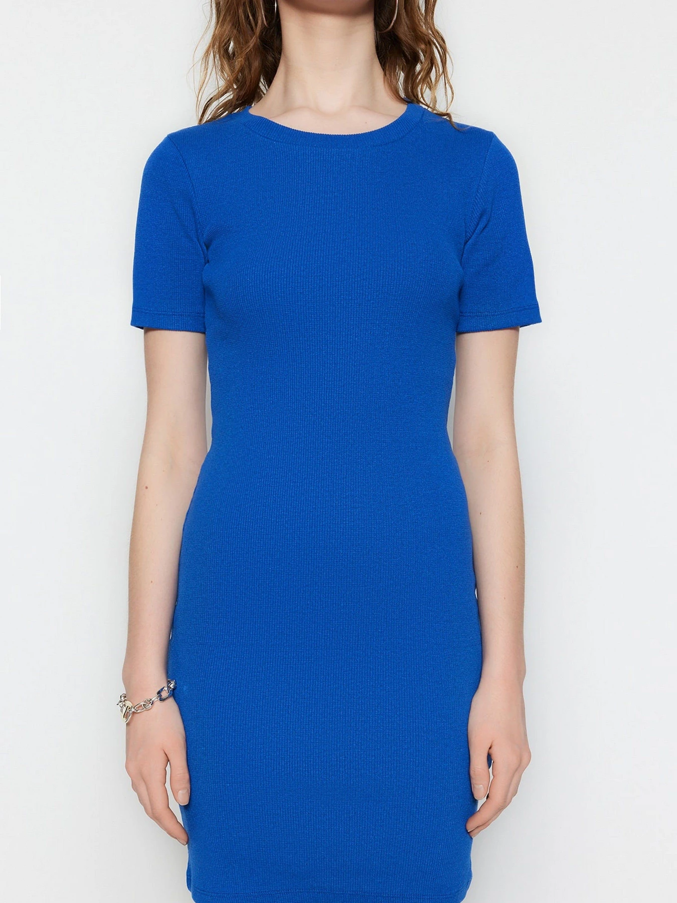Платья Trendyol модель TWOSS19AD0053/Mavi Платья Trendyol модель TWOSS19AD0053/Mavi Фото