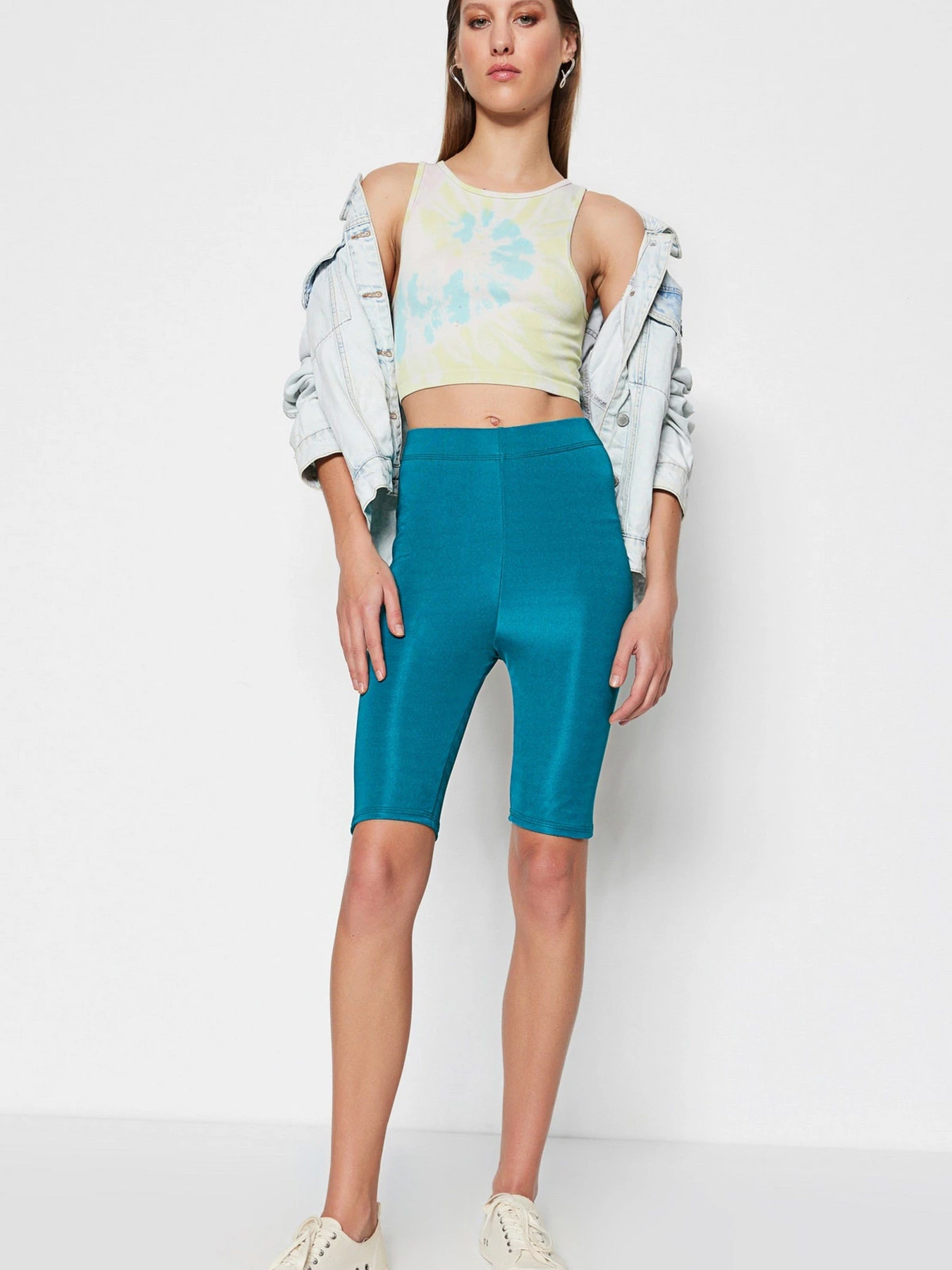 Шорты Trendyol модель TWOSS19YN0151/Petrol Фото