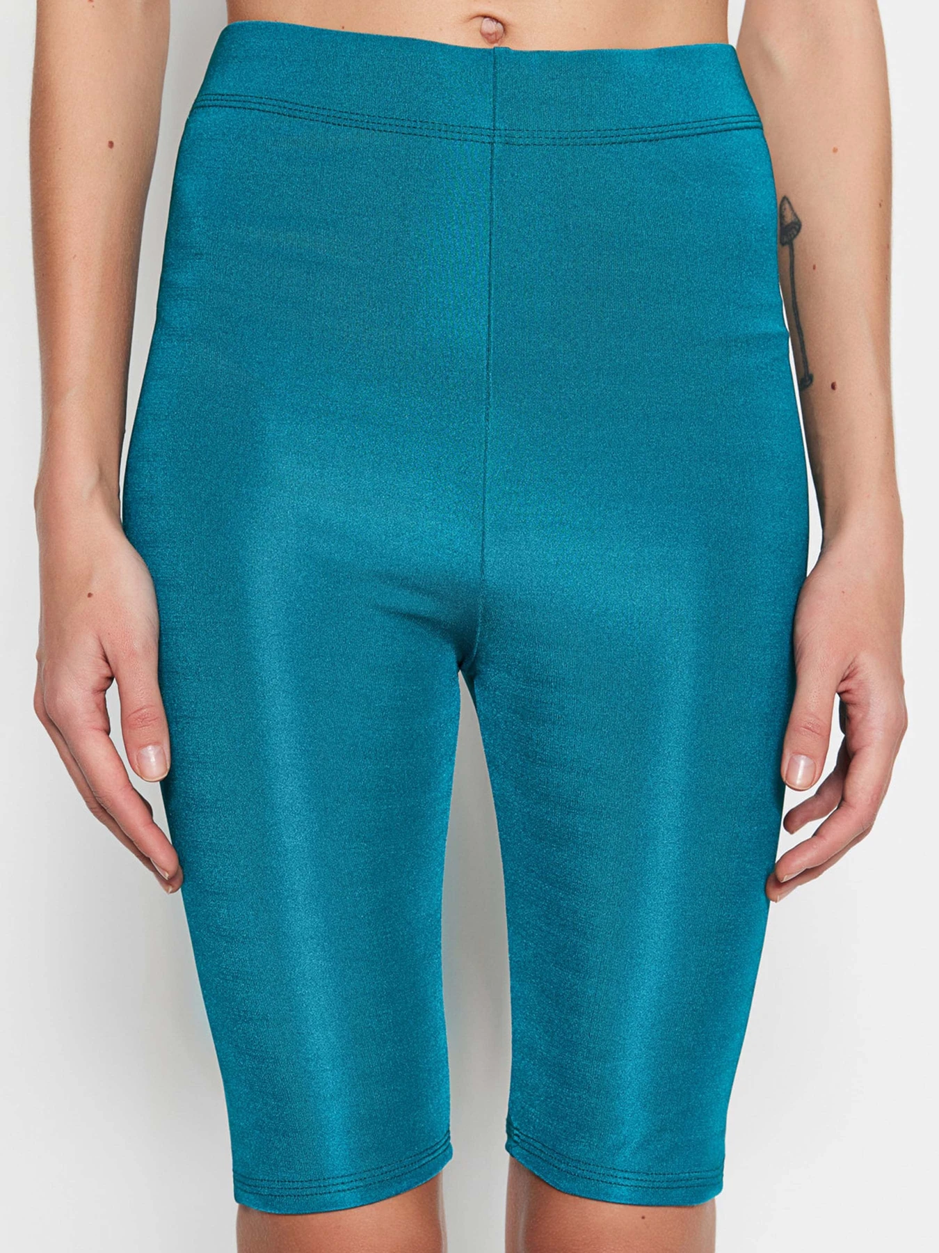 Шорты Trendyol модель TWOSS19YN0151/Petrol Фото